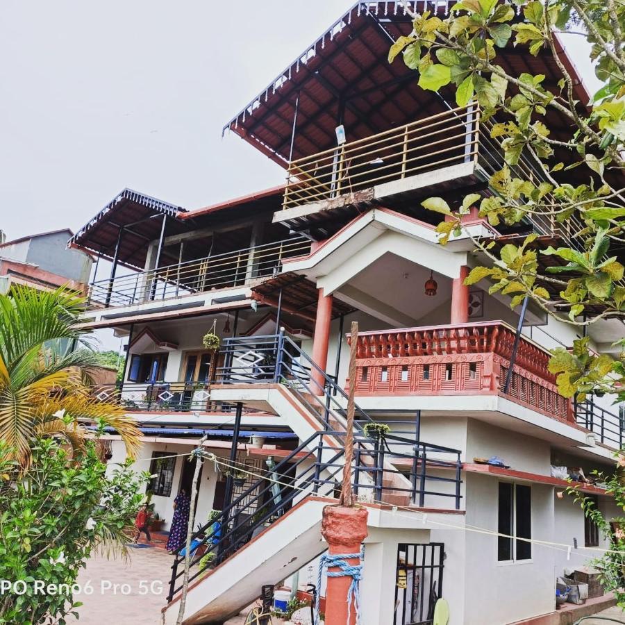 Coorg Girinivas Homestay 102 Madikeri Exterior foto